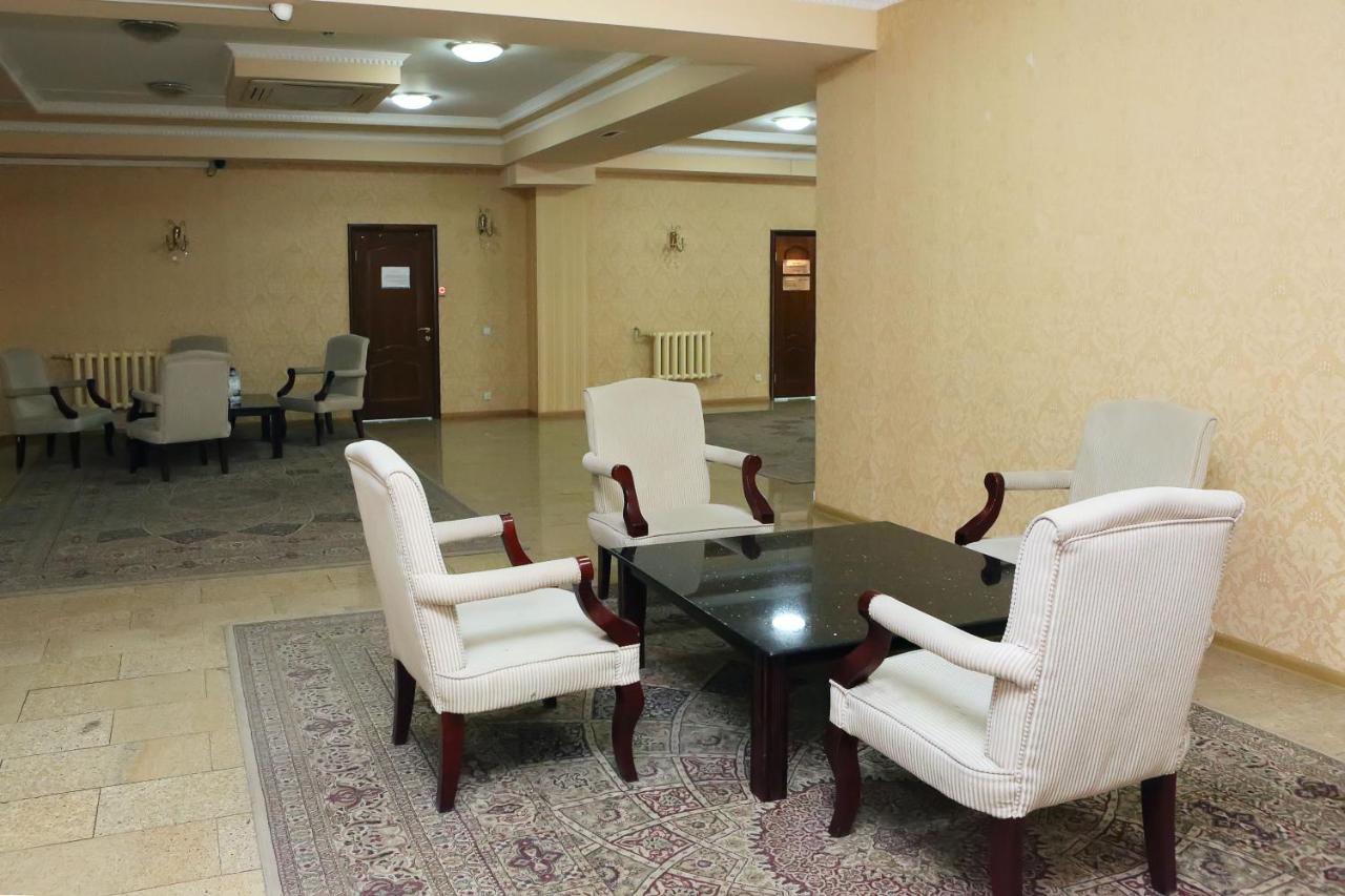 Hotel Экипаж Almatý Exterior foto