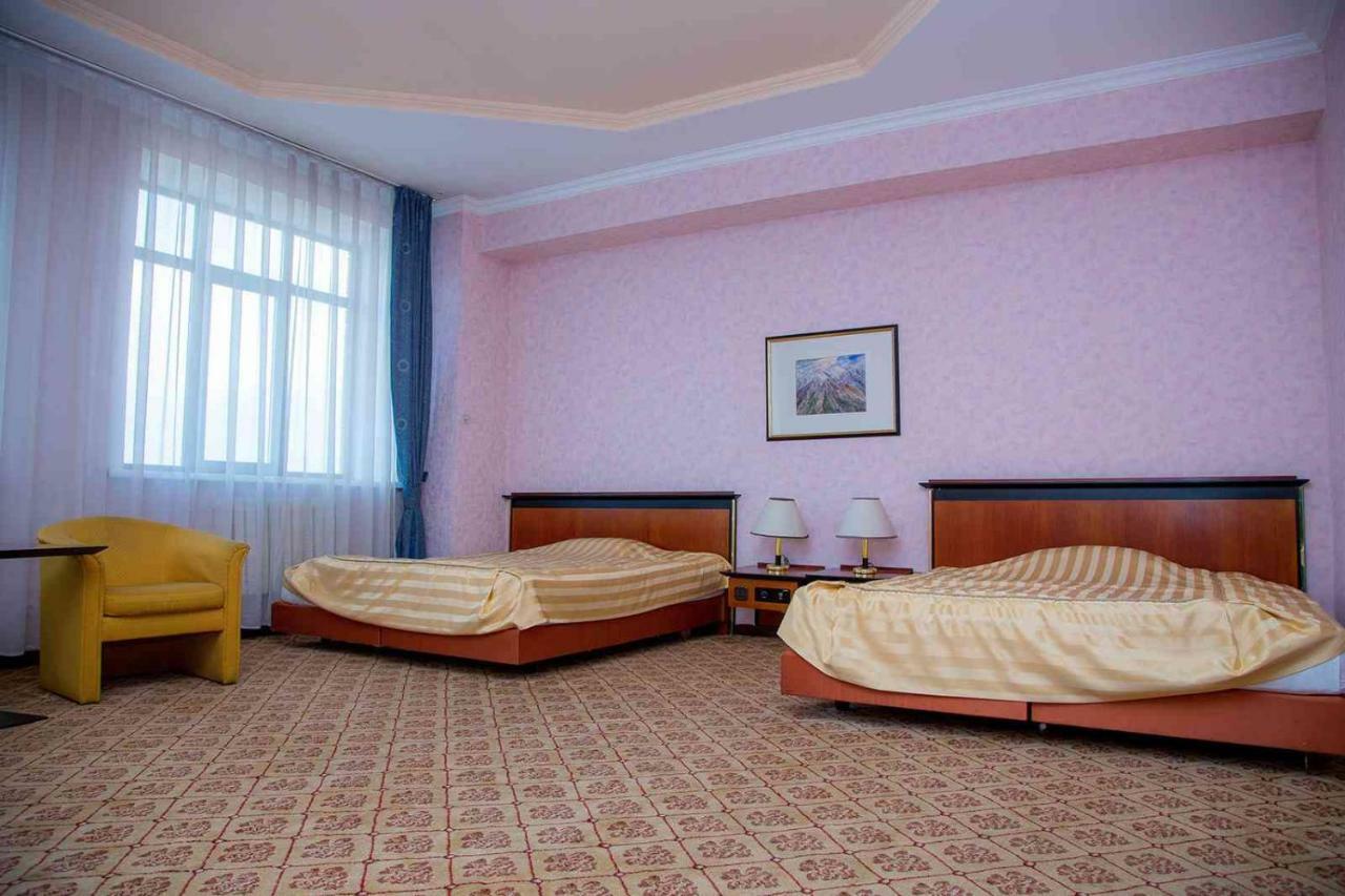 Hotel Экипаж Almatý Exterior foto