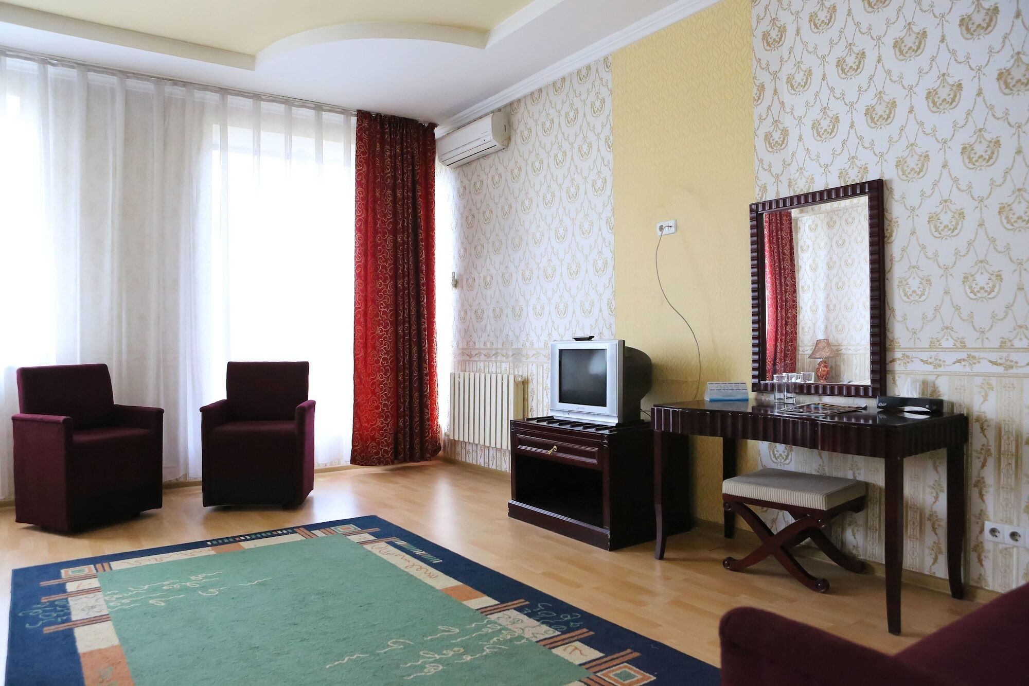 Hotel Экипаж Almatý Exterior foto